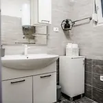 Zdeslav Apartment