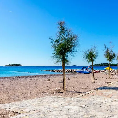 Apartamento Zdeslav Rogoznica (Sibenik-Knin)