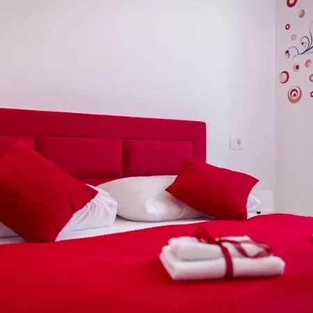 Zdeslav * Rogoznica (Sibenik-Knin)