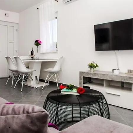 Zdeslav * Rogoznica (Sibenik-Knin)